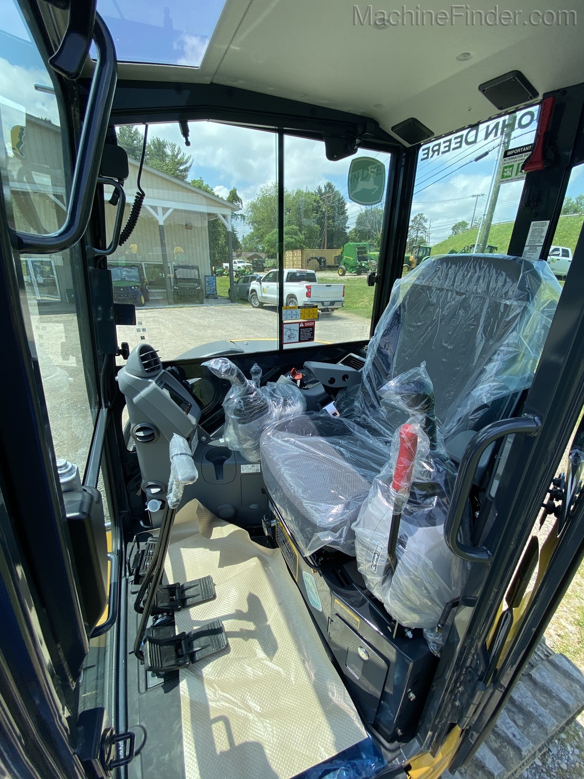 2020 John Deere 50G Image 9