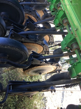 John Deere 450 Image 5