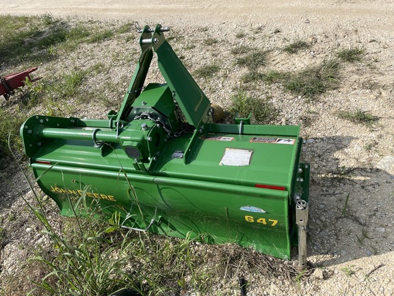 John Deere 647T Image 4