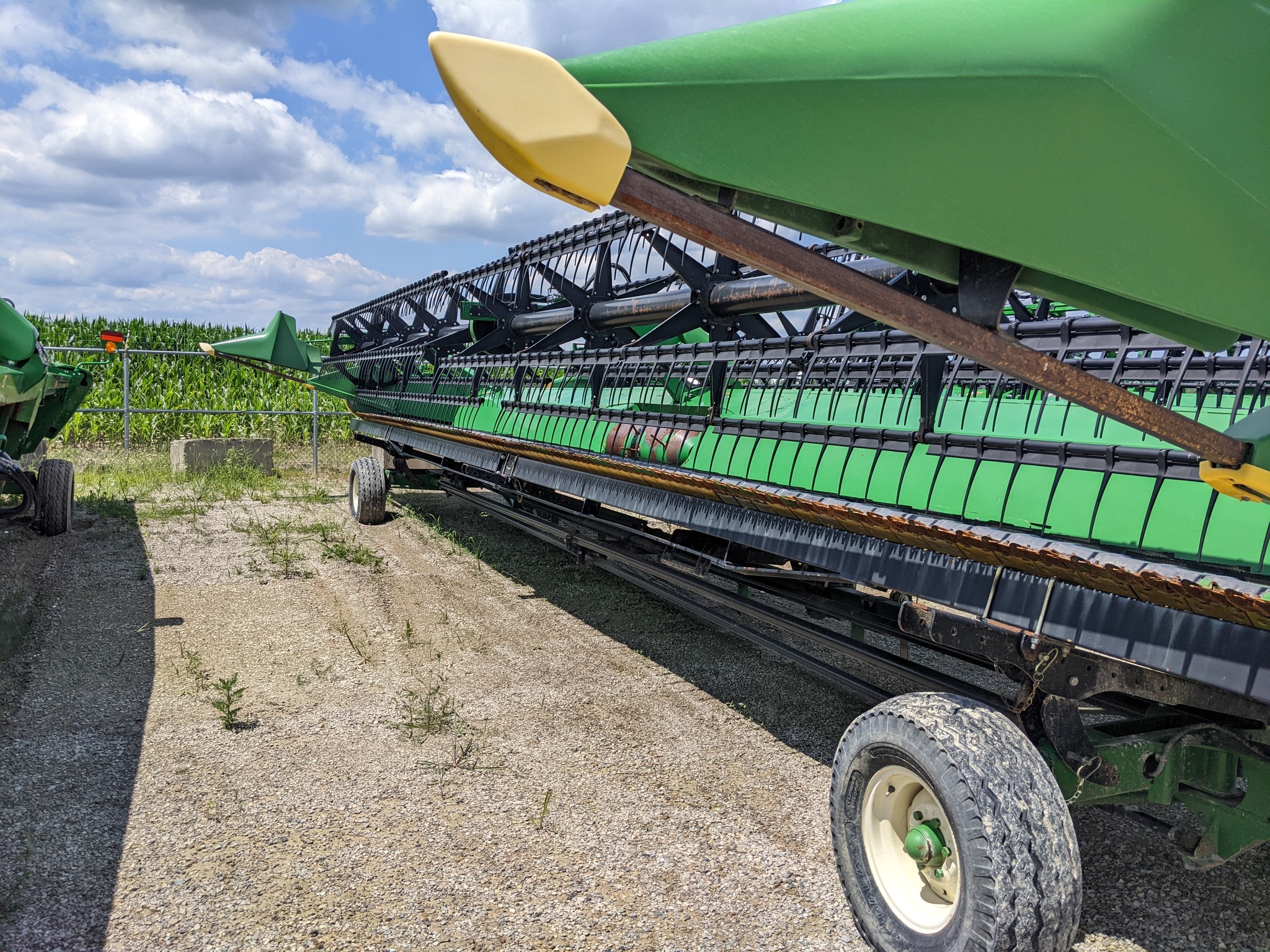 2013 John Deere 640FD Combine Platforms