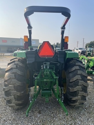 2019 John Deere 4044M Image 6