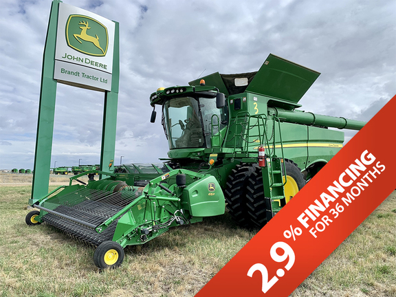 Photo of a 2017 John Deere S690