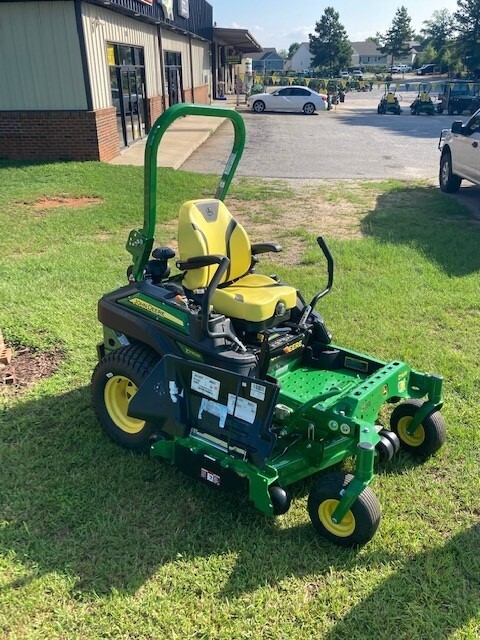2025 John Deere Z930M Image 6