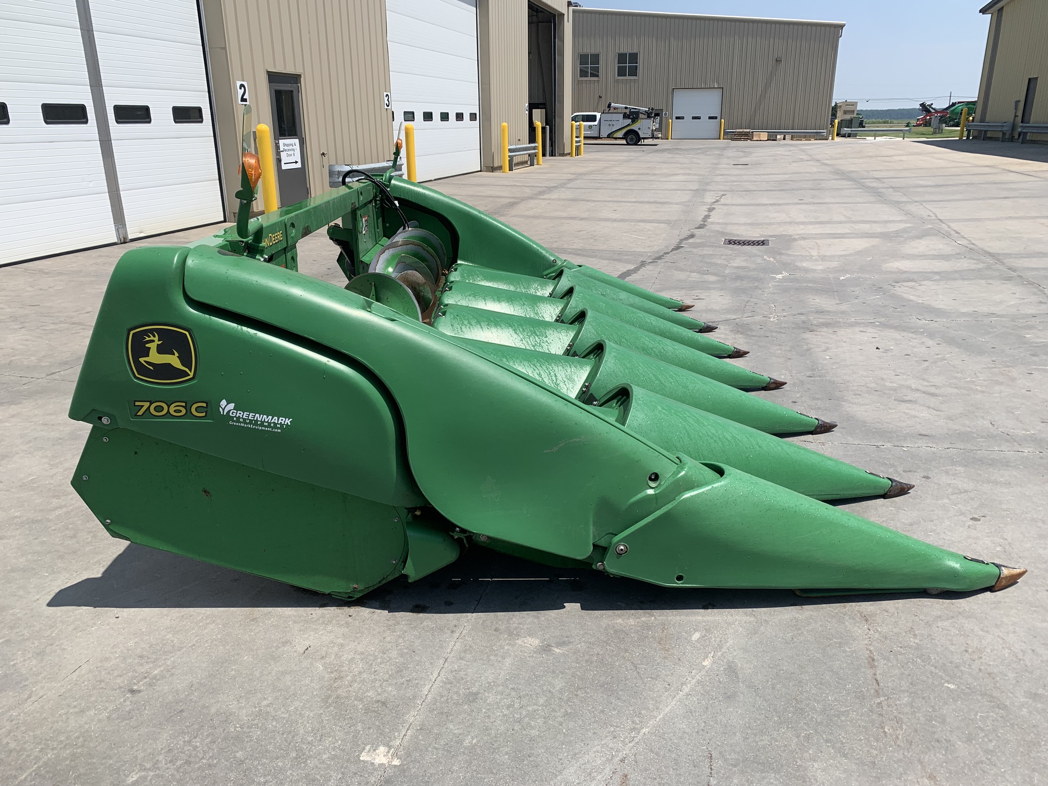 2020 John Deere 706C Image 2