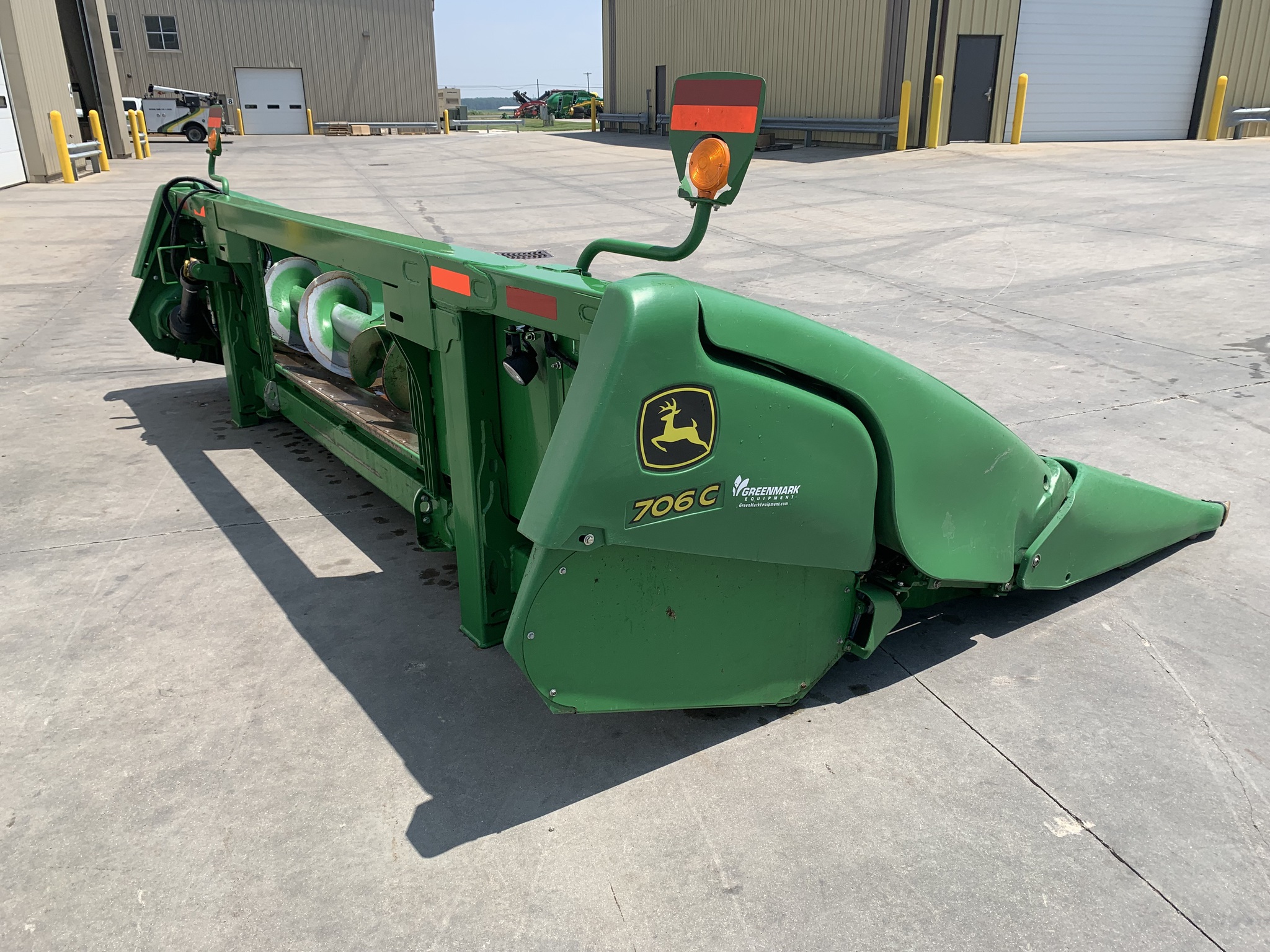 2020 John Deere 706C Image 3