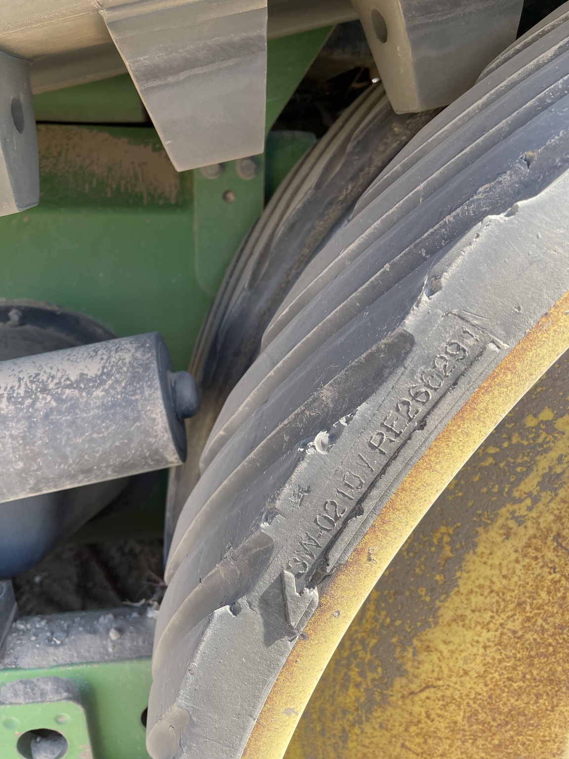 2010 John Deere 8345RT 2010 Track Tractors Castroville, TX