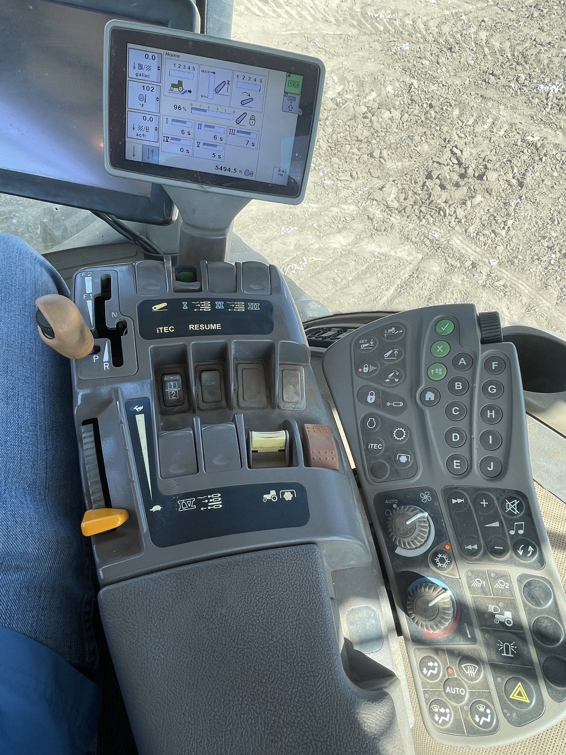 2010 John Deere 8345RT 2010 Track Tractors Castroville, TX