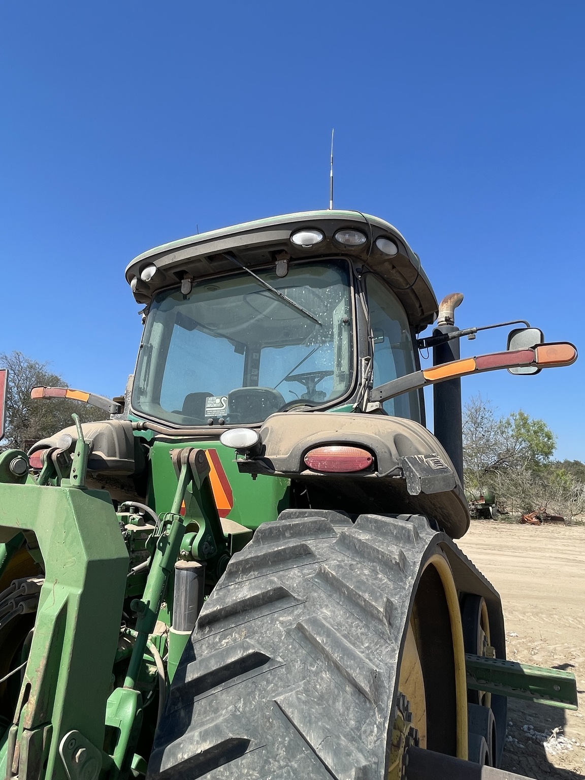 2010 John Deere 8345RT 2010 Track Tractors Castroville, TX