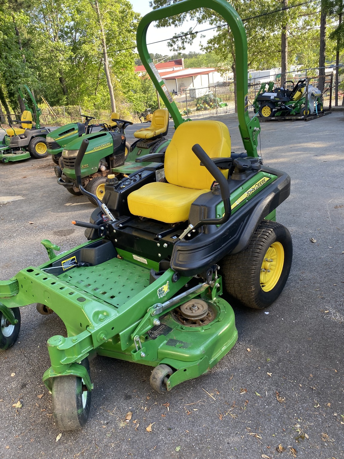 2023 John Deere Z915 Image 2