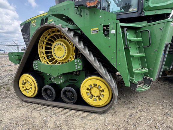 Used 2022 John Deere 9RX 640 Track Tractors at Horizon Ag & Turf in Lloydminster, AB - Photo10