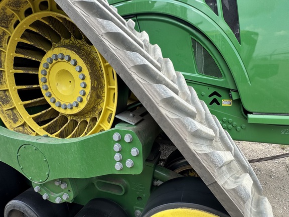 Used 2022 John Deere 9RX 640 Track Tractors at Horizon Ag & Turf in Lloydminster, AB - Photo9