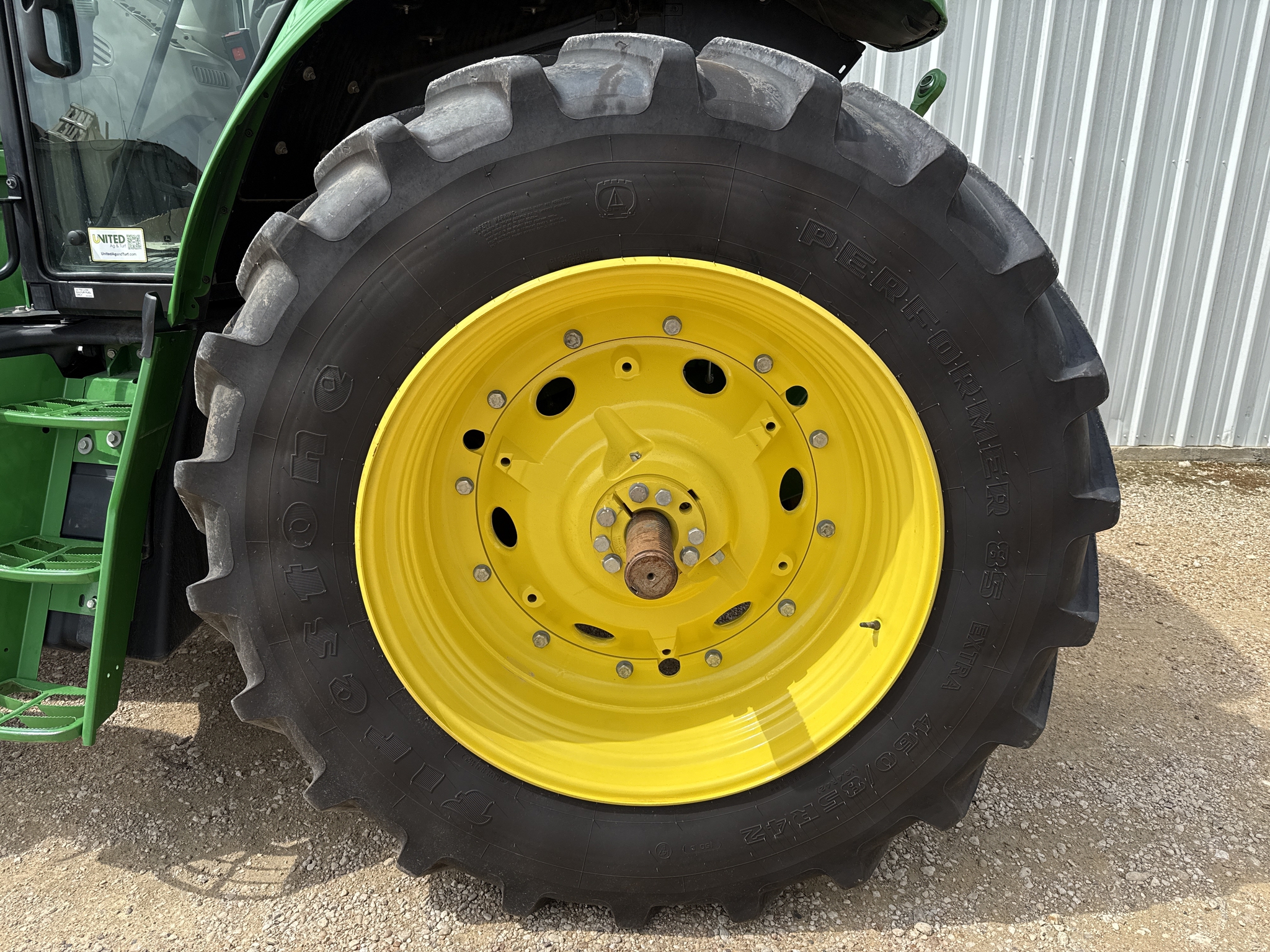 2023 John Deere 6155M Image 24