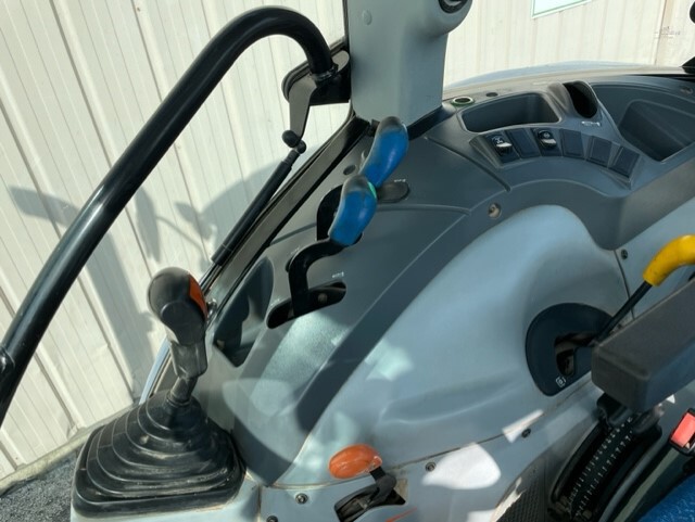  2015 New Holland TS6.120 T4B at Heritage Tractor in Harrison, AR