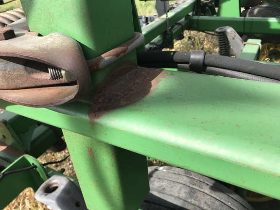 2009 John Deere 2210 - Photo25