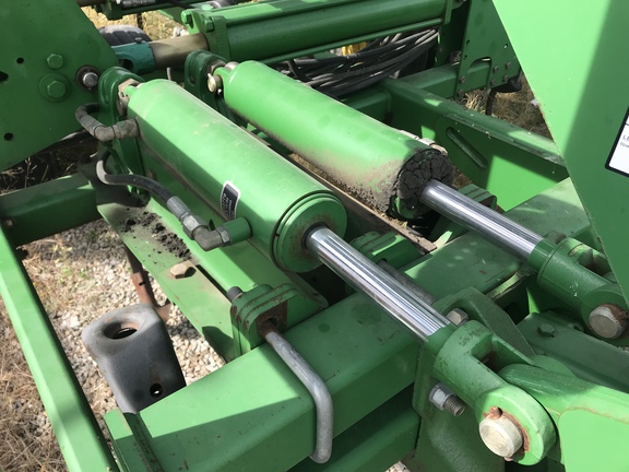 2009 John Deere 2210 - Photo27