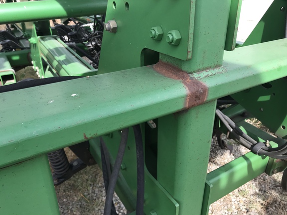 2009 John Deere 2210 - Photo30