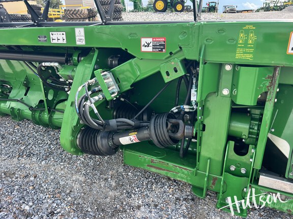 Photo of 2023 John Deere RD40F