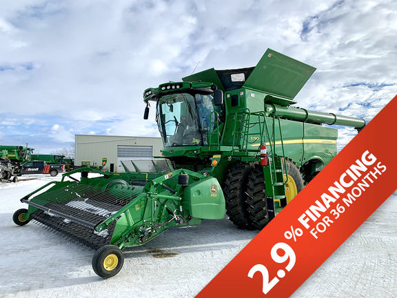 Photo of a 2021 John Deere S790