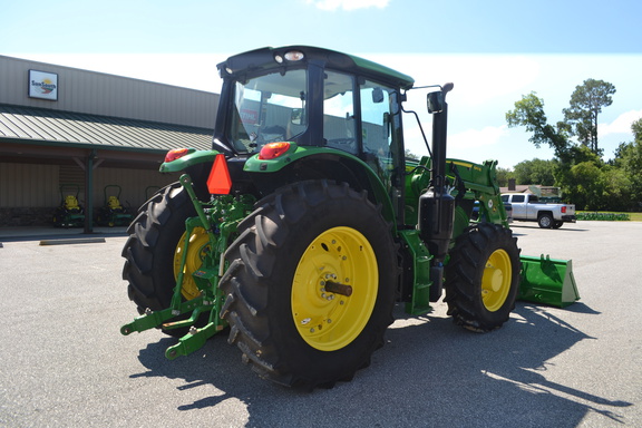 2022 John Deere 6145M Photo 3