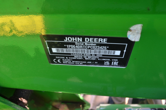 2022 John Deere 6145M Photo 10