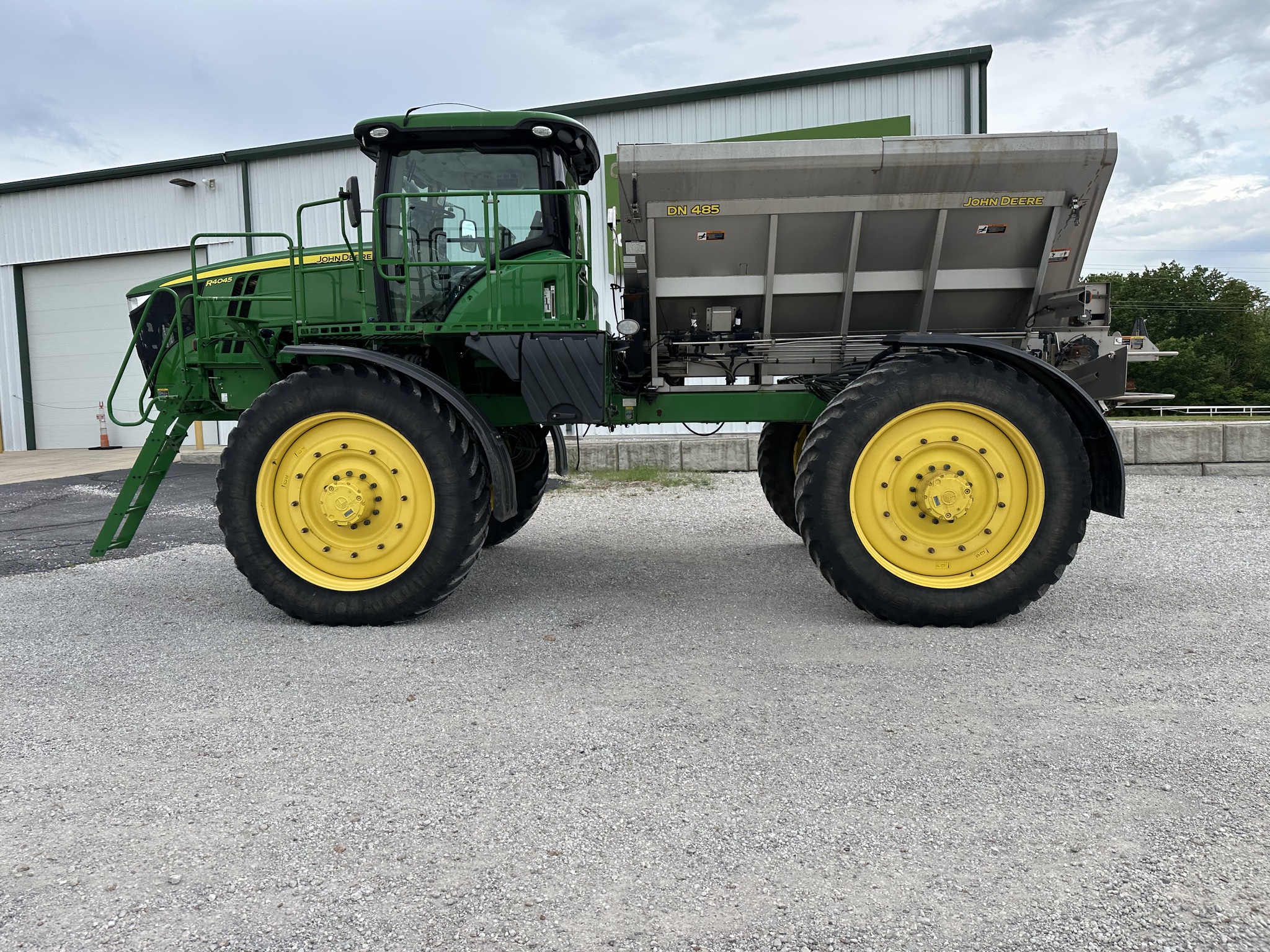  2021 John Deere R4045 at Heritage Tractor in Joplin, MO