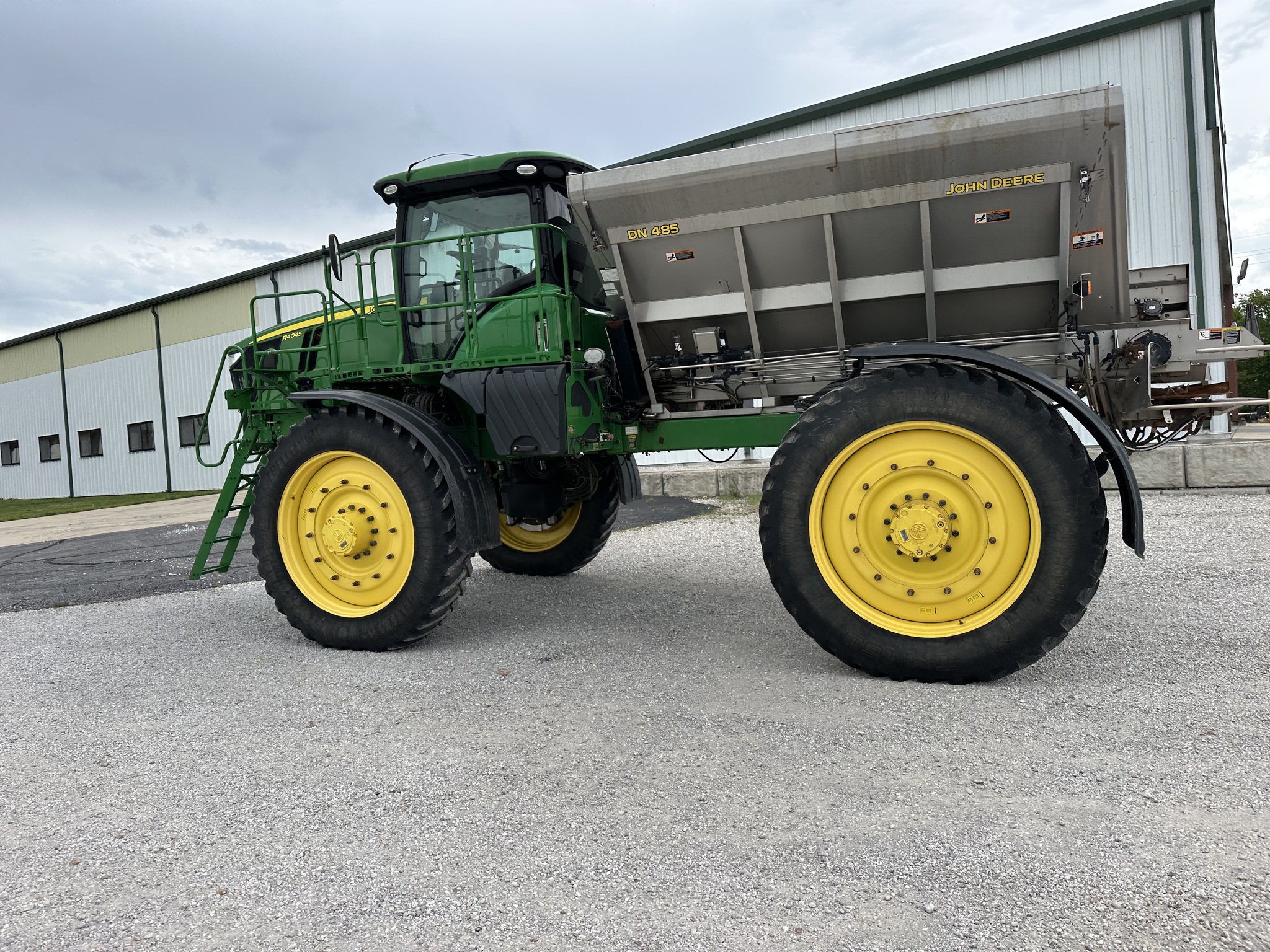  2021 John Deere R4045 at Heritage Tractor in Joplin, MO