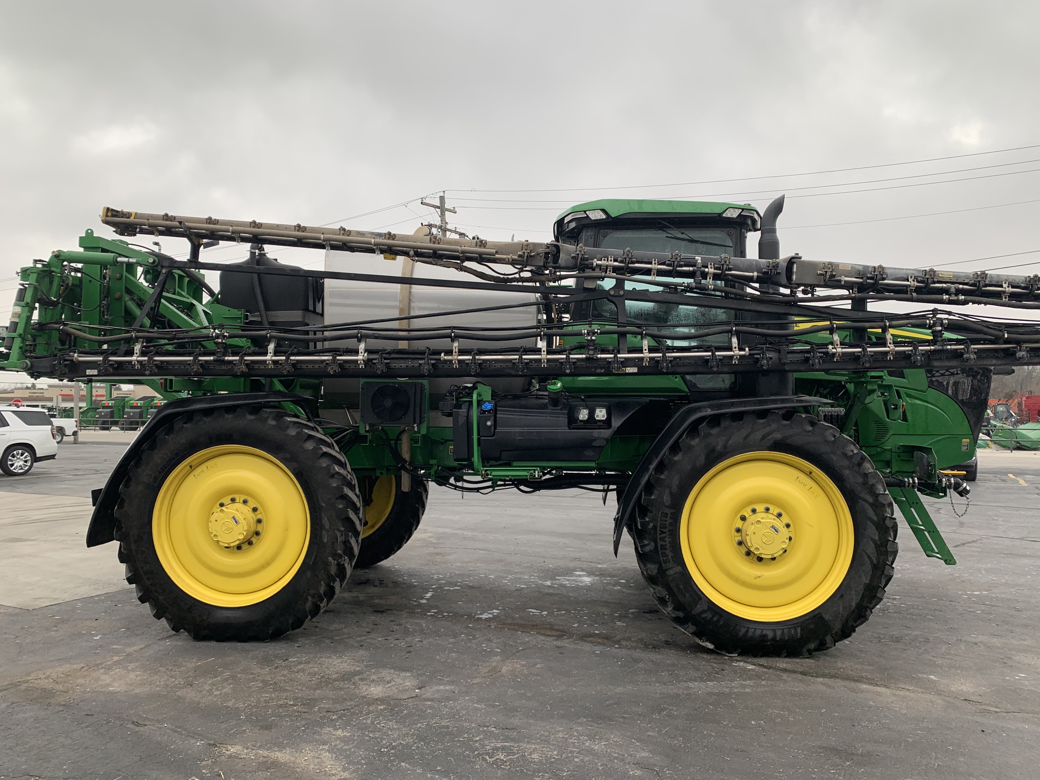  2022 John Deere 616R at Heritage Tractor in Lamar, MO