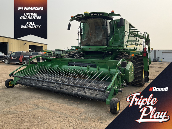 Photo of a 2022 John Deere X9 1100