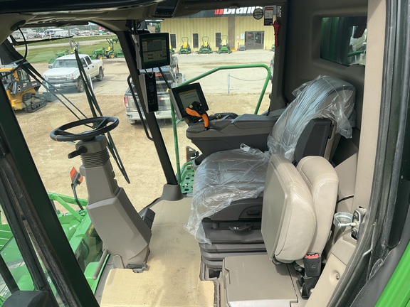 2022 John Deere X9 1100