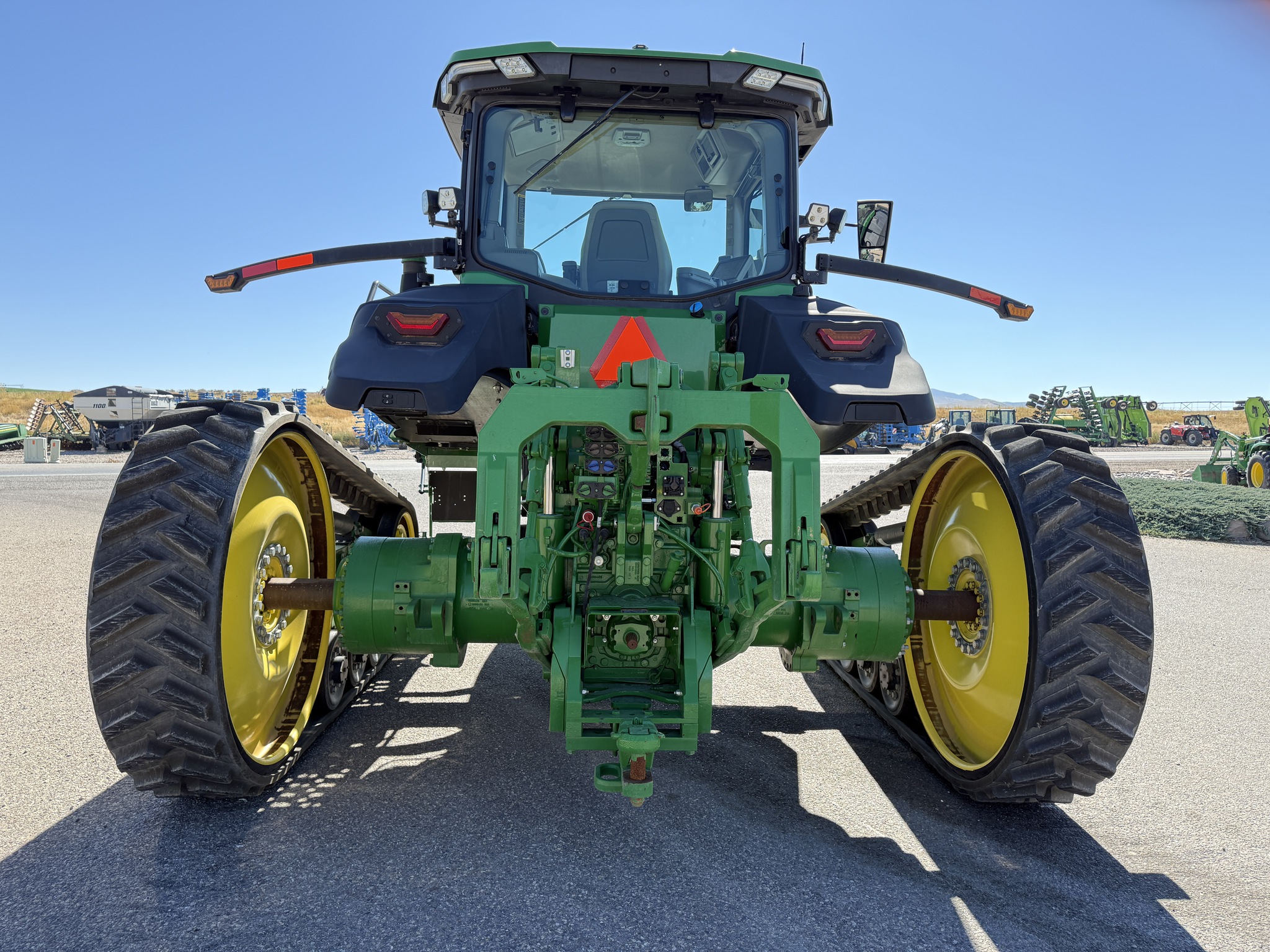 2022 John Deere 8RT 370 Image 4