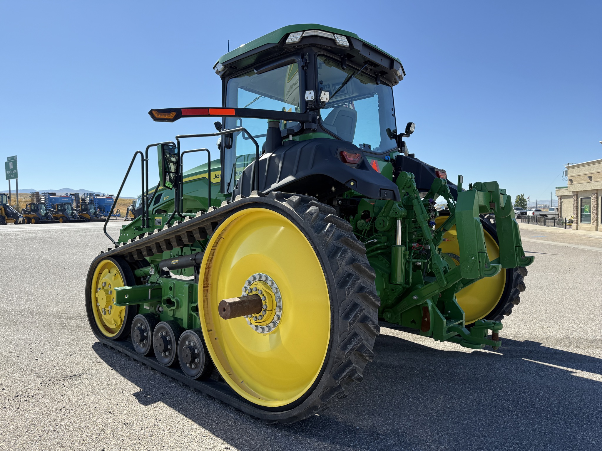 2022 John Deere 8RT 370 Image 3