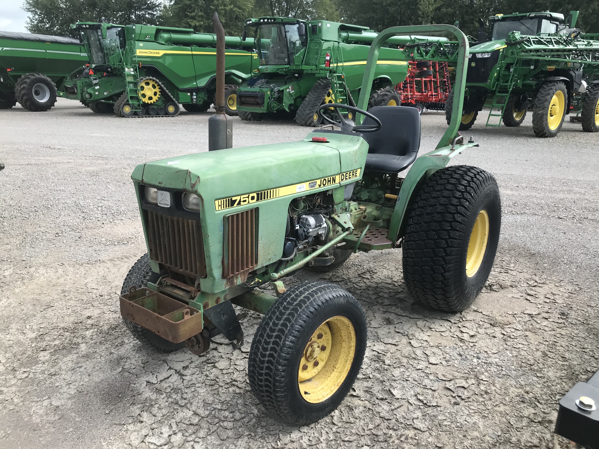 1984 John Deere 750 Image 1