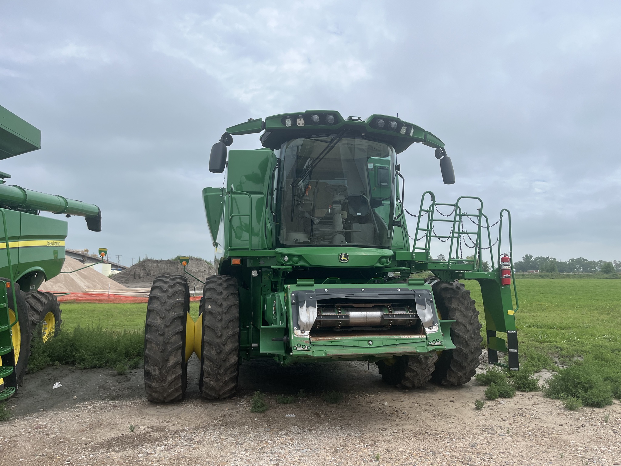 2023 John Deere S770 Image 2