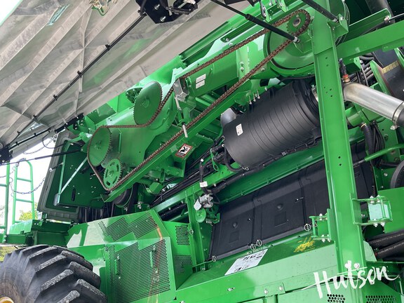 Photo of 2024 John Deere S760