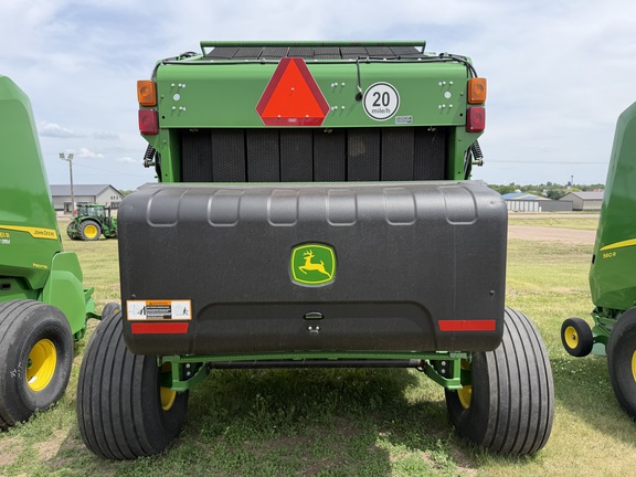 2024 John Deere 561R - Photo4