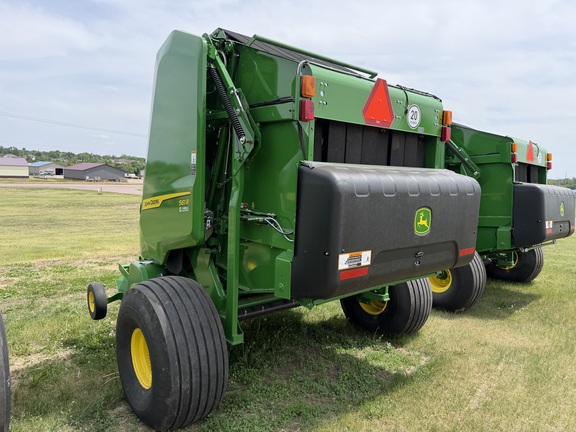 2024 John Deere 561R - Photo5