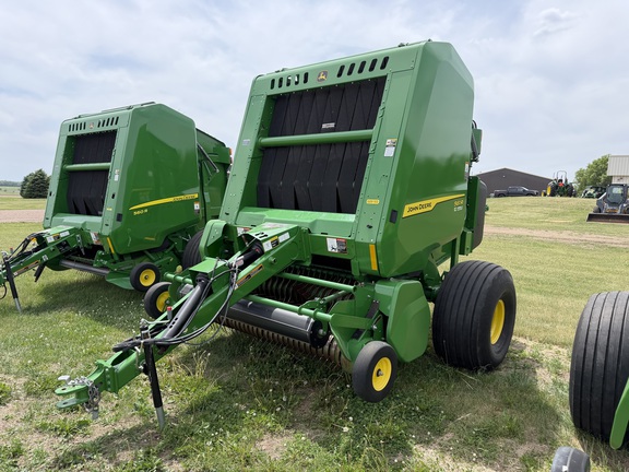 2024 John Deere 561R - Photo7