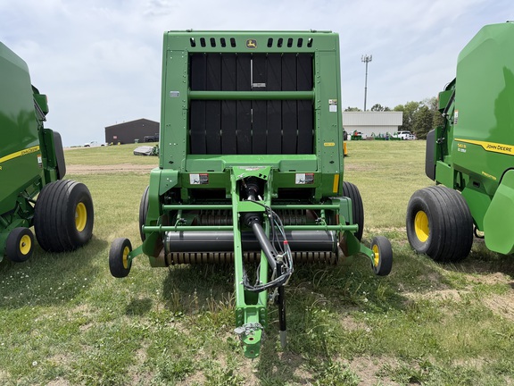2024 John Deere 561R - Photo8