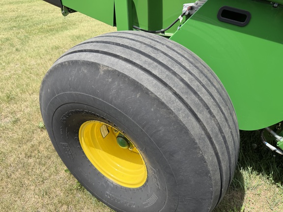 2024 John Deere 561R - Photo13