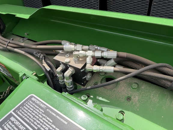 2024 John Deere 561R - Photo17