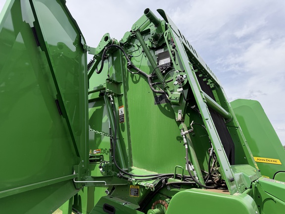 2024 John Deere 561R - Photo26