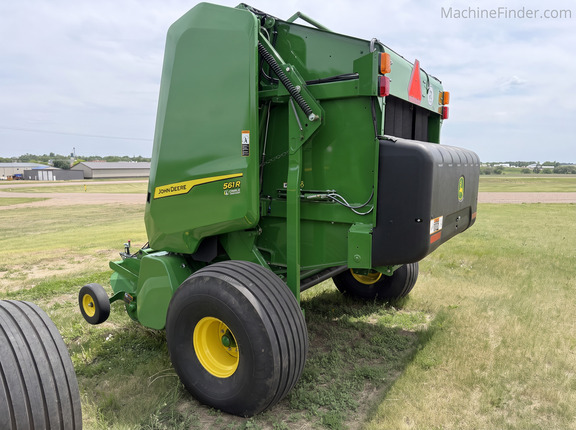 2024 John Deere 561R - Photo5