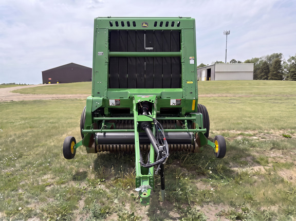 2024 John Deere 561R - Photo7
