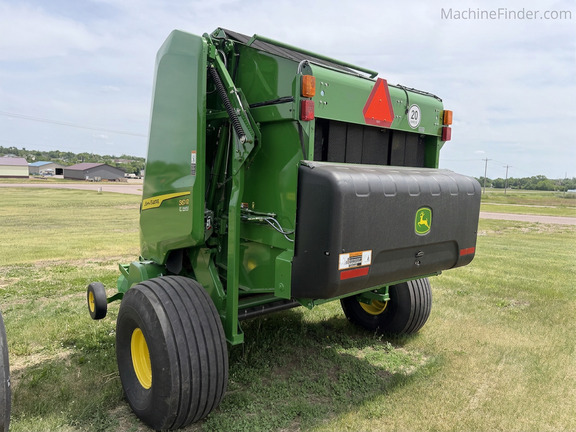 2024 John Deere 561R - Photo4