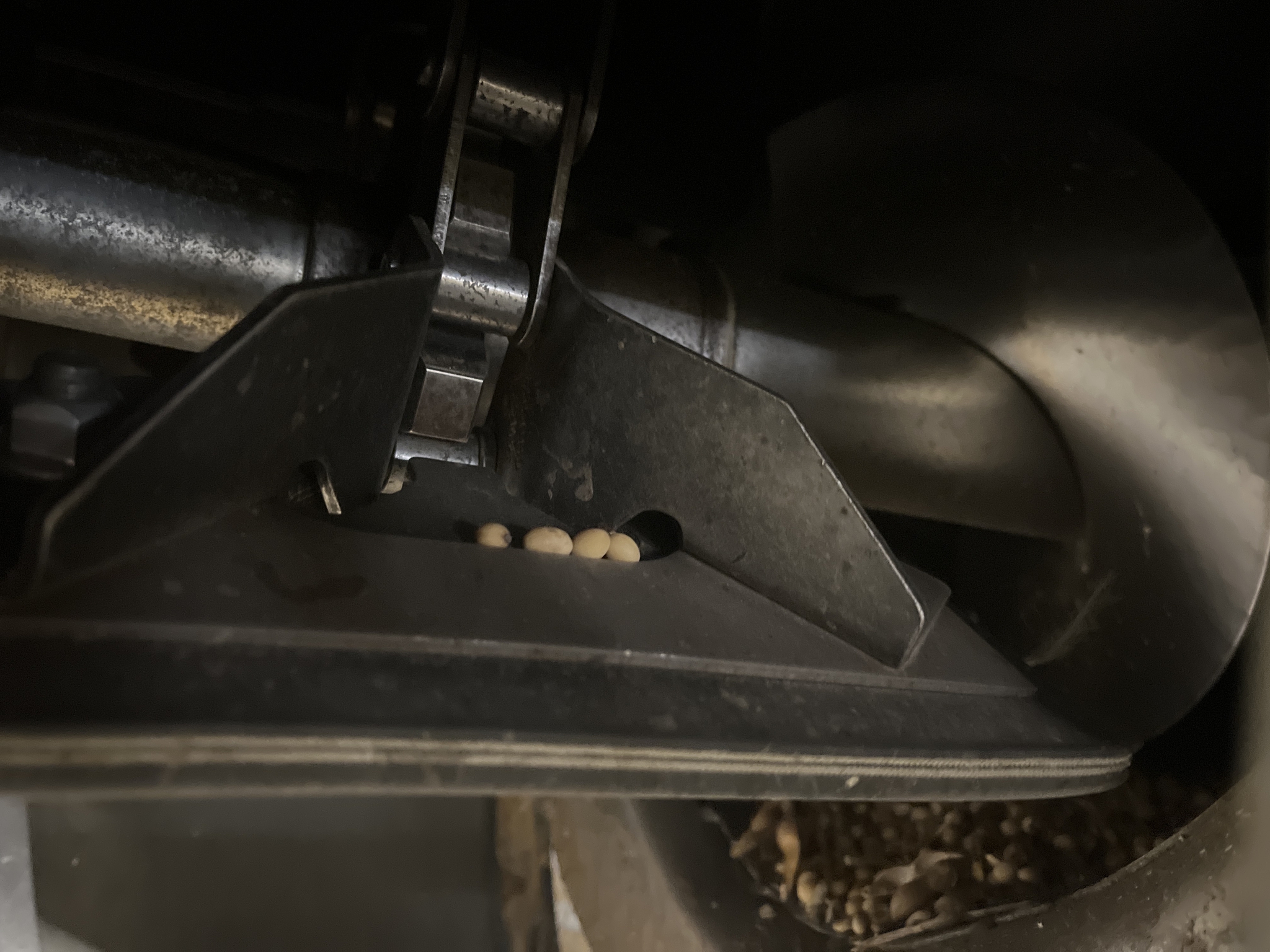 Used 2020 Case IH 7150 Combines at Koenig Equipment in Oxford, OH - PhotoXL11