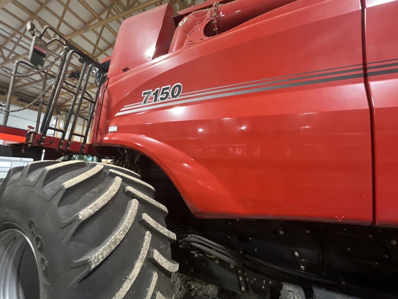 Used 2020 Case IH 7150 Combines at Koenig Equipment in Oxford, OH - Photo33