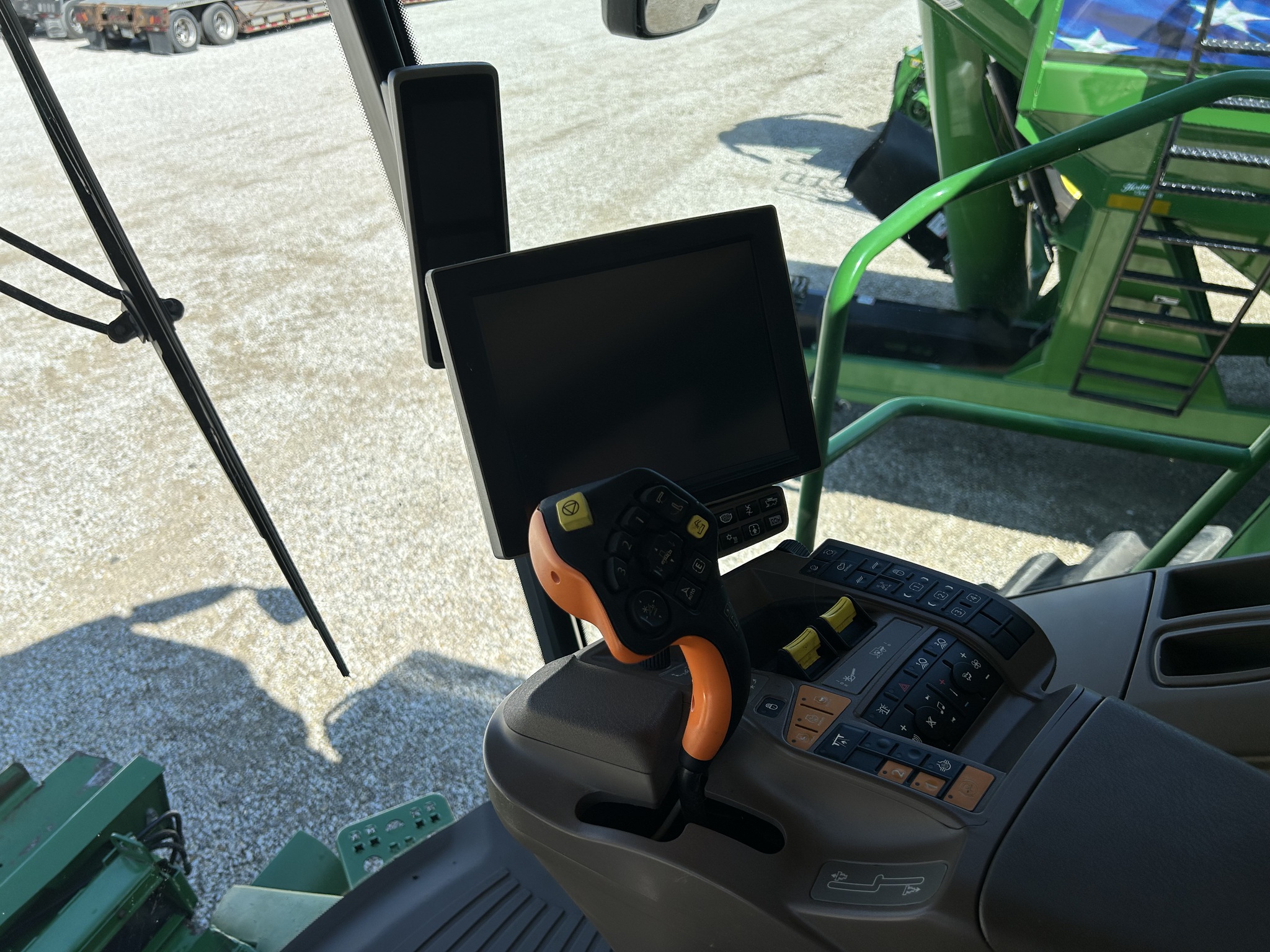  2021 John Deere S780 at Heritage Tractor in Lexington, IL