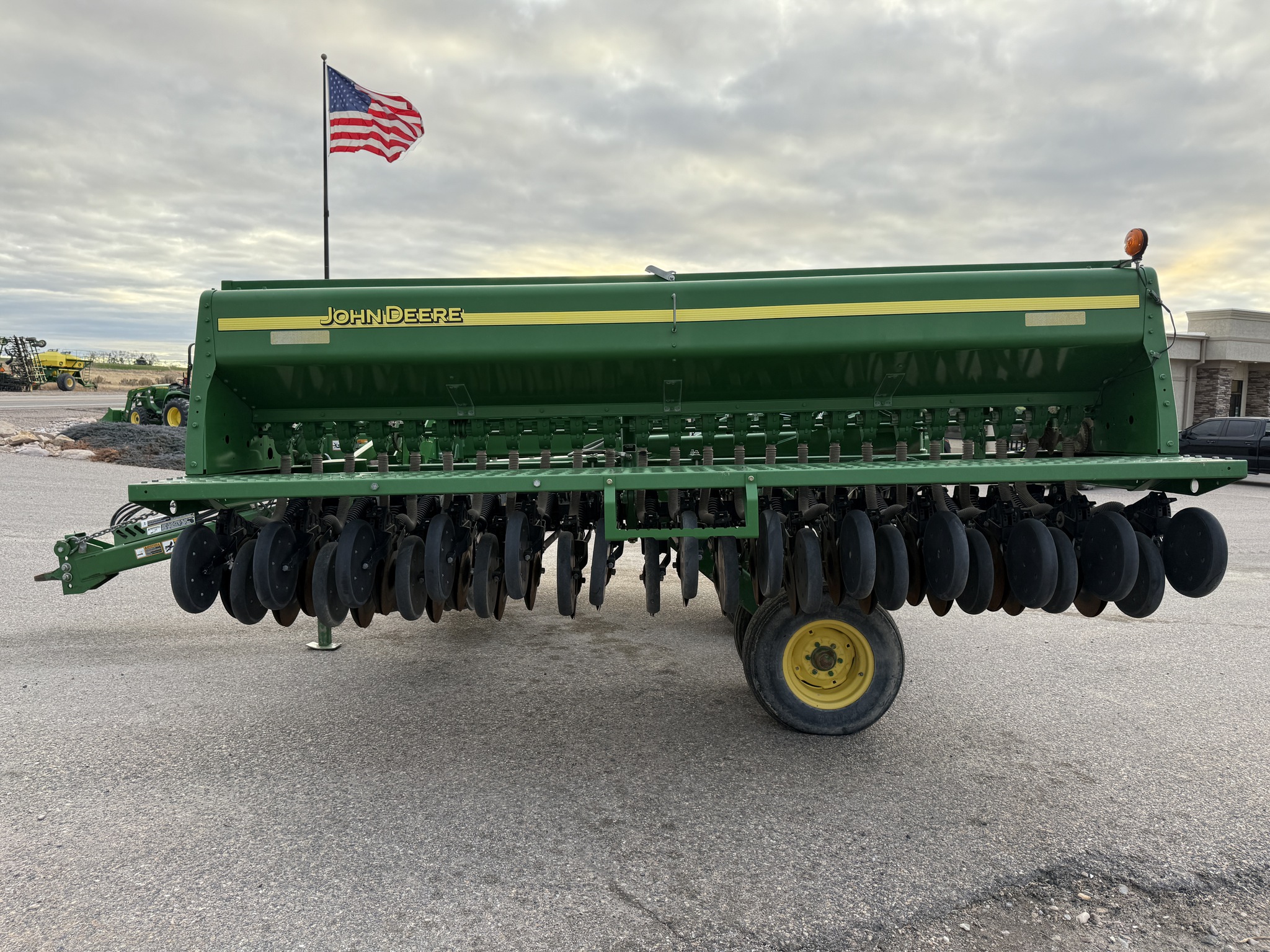 2015 John Deere 455 Image 2