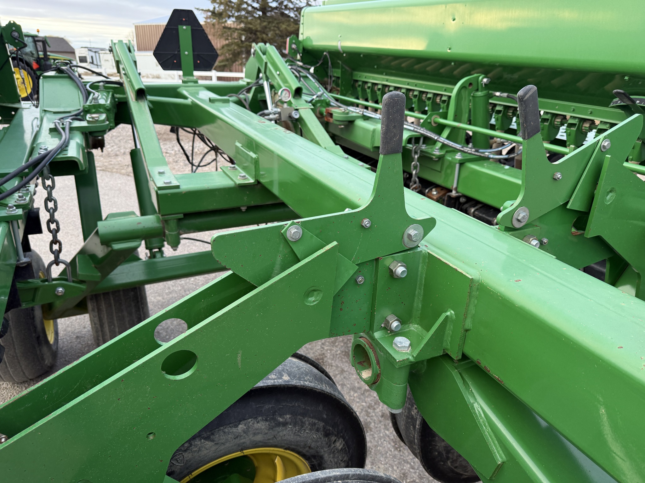 2015 John Deere 455 Image 16