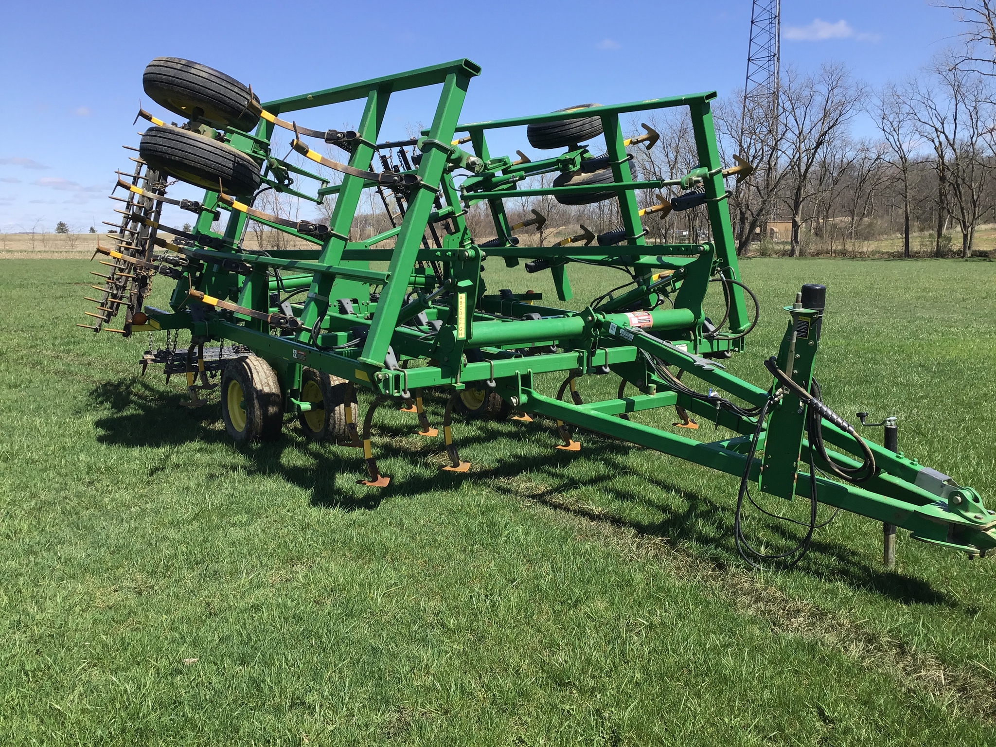 Used 2012 John Deere 2210 Field Cultivators at Koenig Equipment in Greenville, OH - PhotoXL0